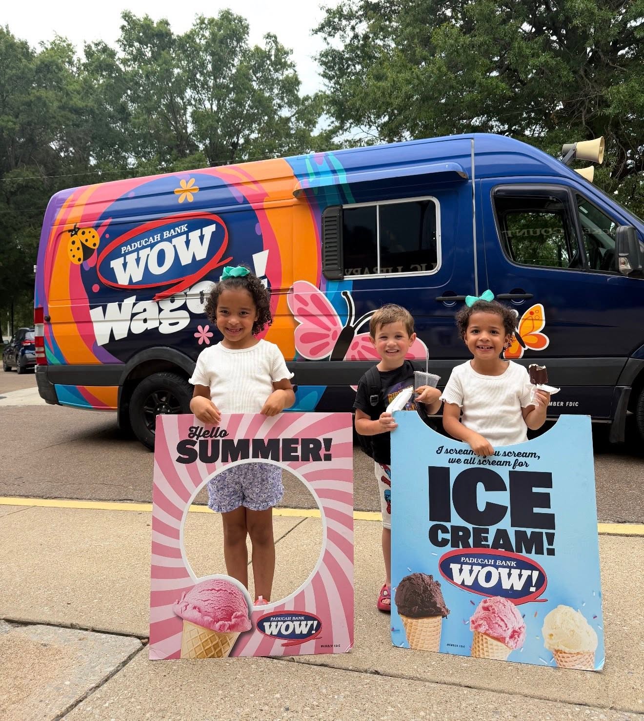Paducah Bank WOW Wagon.